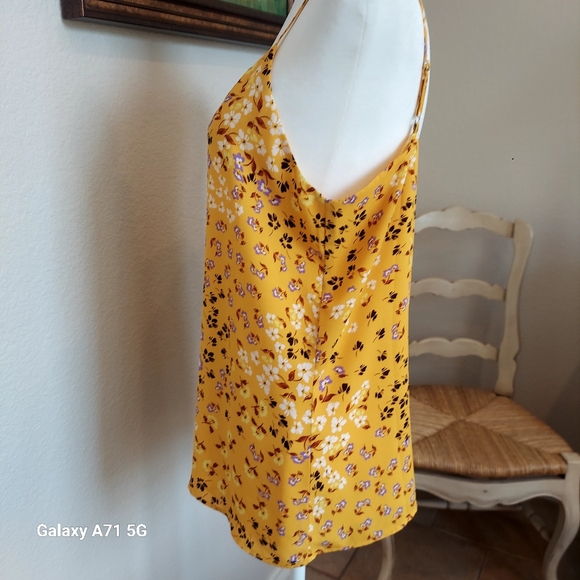 Ann Taylor Sunflower Yellow  Print Camisole Blouse Top Sz M - Picture 3 of 15
